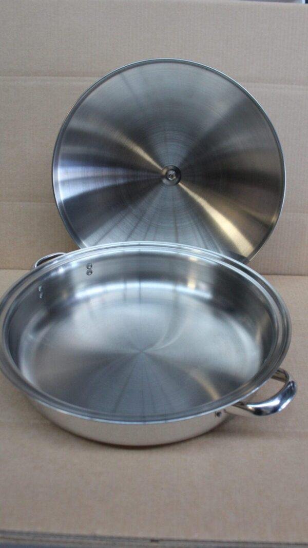 37cm Baker and Lid with Small Twin Handles- Duo Clad - Image 2